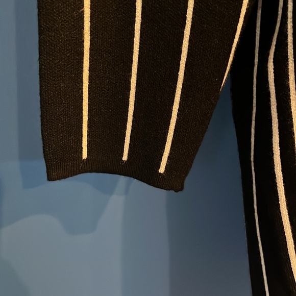 Women’s Romimona Black and White Hooded Cardigan Sweater Jacket NWT 1 XL - Picture 12 of 16